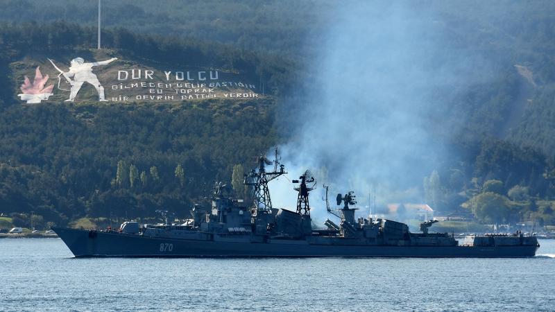 Rus savaş gemileri Akdeniz'e yol alıyor