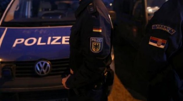 Alman polisi Sırbistan-Macaristan sınırında göreve başladı