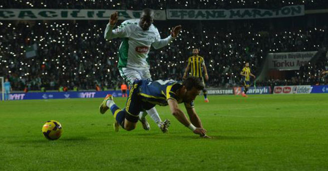 Fenerbahçe yarışta darbe aldı
