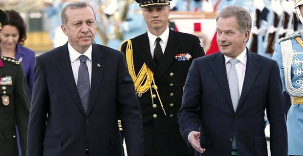 Finlandiya Cumhurbaşkanı: Putin ve Erdoğan arasında aracı oldum