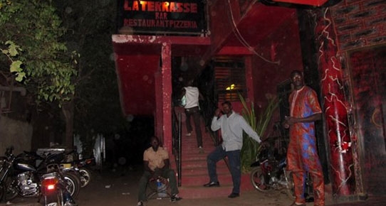 Mali’de restorana makineli tüfek ve el bombaları ile saldırı: 5 ölü