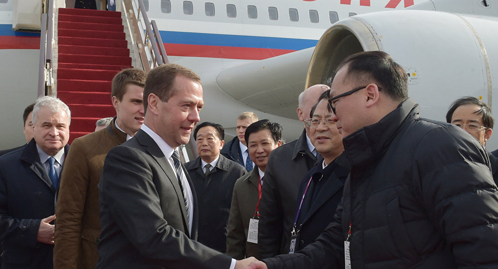 Medvedev'in 'Çin çantası'nda neler var?