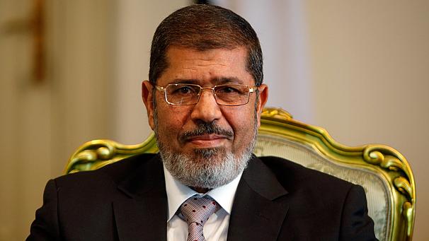 Mursi'ye 20 yıl hapis...