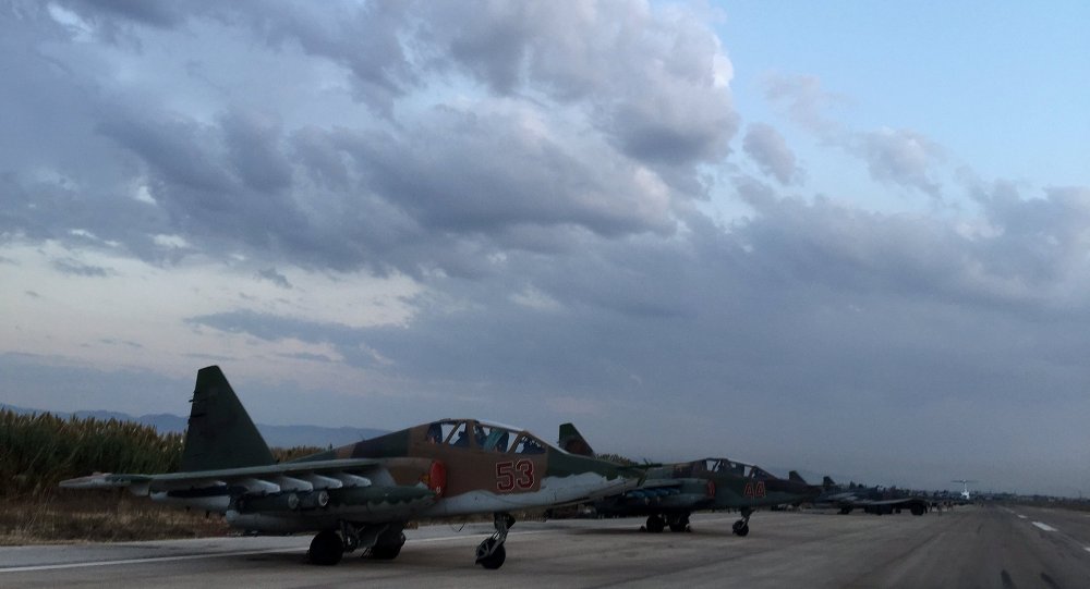 Rus savaş uçakları El Nusra’yı bombalıyor