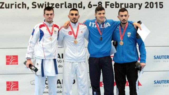 Türk karateciler Zürih'te 12 madalya kazandı